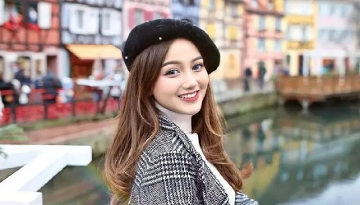 Profil Nanda Arsyinta: Dari Palembang ke Puncak Influencer Indonesia