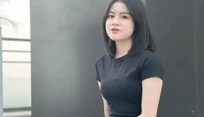 Profil Cahaya Putri alias Kayes: Brand Ambassador ONIC yang Bikin Heboh!