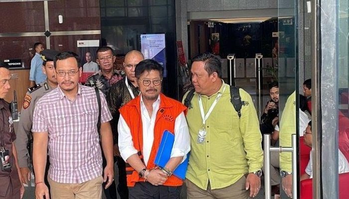 Hot News! KPK Tambah Masa Tahanan Bos Kementan dan Rekan-rekannya Nih!