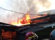 Kebakaran Kios di Pasar Klandasan Balikpapan, Kayaknya Gara-Gara Kompor, Nih!