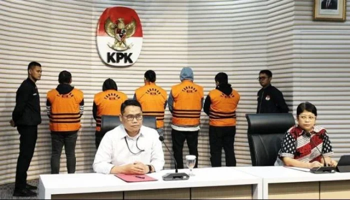 Topan Ginting Diduga Nggak Main Sendiri di Kasus Suap Jalan Sumut