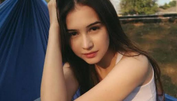 Profil Sandrinna Michelle: Aktris Blasteran yang Trending karena Peran di Viu
