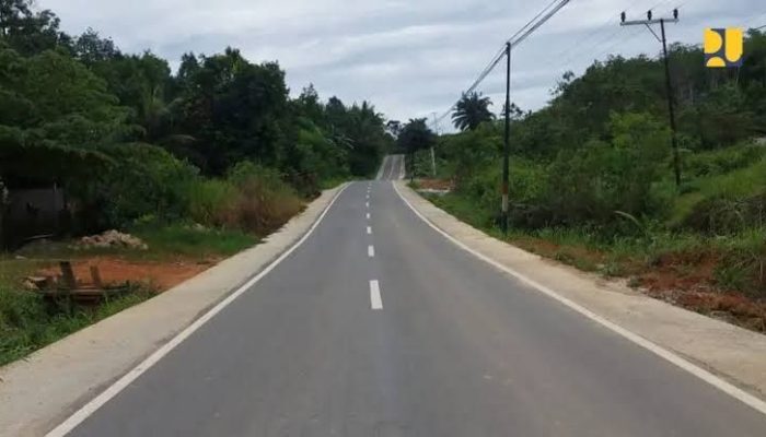 Proyek Jalan Kubar-Mahulu Dikebut, Akses Warga Pedalaman Makin Mudah