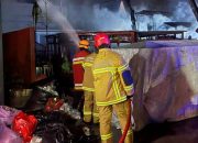 Balikpapan Geger! Api Lahap Gerobak di Dekat Samsat Ruhui Rahayu