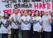 Ratusan Guru di Kubar Mogok Kerja Tuntut Kesejahteraan