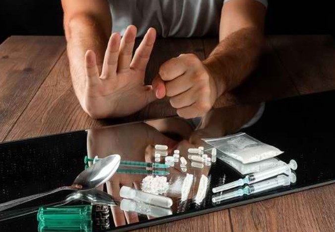 Satresnarkoba Kukar Tangkap Dua Pengedar Sabu, Salah Satunya Sembunyikan Barang di Bungkus Teh Kotak Satresnarkoba Kukar Tangkap Dua Pengedar Sabu, Salah Satunya Sembunyikan Barang di Bungkus Teh Kotak