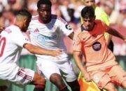 Hasil Barcelona vs Sevilla: Blaugrana Takluk 1-4, Alexis Sanchez Cetak Gol, Lewandowski Gagal Penalti