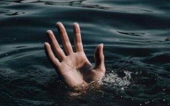 Remaja 14 Tahun Tewas Tenggelam di Pantai Melawai Balikpapan, Basarnas Temukan Jenazah Setelah Dua Hari Remaja 14 Tahun Tewas Tenggelam di Pantai Melawai Balikpapan, Basarnas Temukan Jenazah Setelah Dua Hari