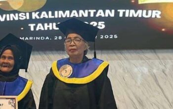 Samarinda Gelar Wisuda Perdana Sekolah Lansia, Bukti Semangat Belajar Tak Mengenal Usia Samarinda Gelar Wisuda Perdana Sekolah Lansia, Bukti Semangat Belajar Tak Mengenal Usia