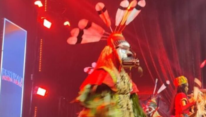 Kesuksesan Festival Pesona Budaya Kutim 2025, Hudoq Memukau Ribuan Pengunjung