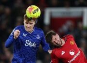 Manchester United Tumbang di Old Trafford, Everton Menang dengan 10 Pemain