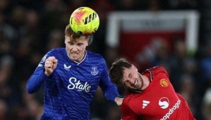 Manchester United Tumbang di Old Trafford, Everton Menang dengan 10 Pemain