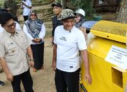 Rendi Solihin Kunjungi Tenggarong Seberang, Optimis Proyek Jalan Selesai Tepat Waktu Rendi Solihin Kunjungi Tenggarong Seberang, Optimis Proyek Jalan Selesai Tepat Waktu