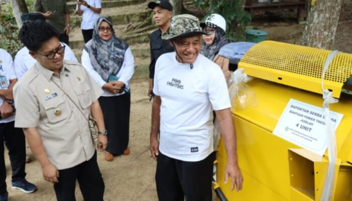 Rendi Solihin Kunjungi Tenggarong Seberang, Optimis Proyek Jalan Selesai Tepat Waktu Rendi Solihin Kunjungi Tenggarong Seberang, Optimis Proyek Jalan Selesai Tepat Waktu