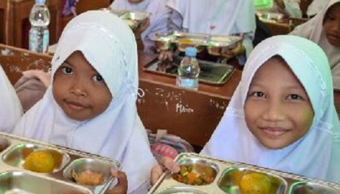 Pemerintah Targetkan Jangkau 82,9 Juta Penerima Program MBG di 2025 Pemerintah Targetkan Jangkau 82,9 Juta Penerima Program MBG di 2025