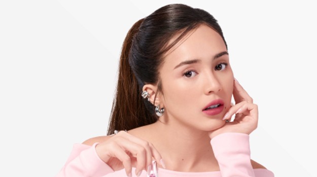 Profil Beby Tsabina: Biodata Lengkap, Karier Kilat & Kabar Hamil yang Heboh Profil Beby Tsabina: Biodata Lengkap, Karier Kilat & Kabar Hamil yang Heboh