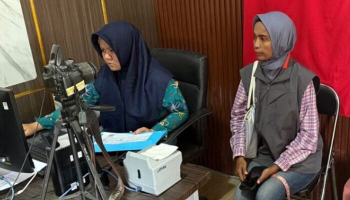 Pelayanan Adminduk Kutim Kini Lebih Cepat, KTP dan KK Terbit Hanya dalam Satu Jam