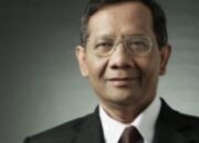 Mahfud MD Kembali Mengabdi Dilantik Prabowo, Bantu Reformasi Polri Mahfud MD Kembali Mengabdi Dilantik Prabowo, Bantu Reformasi Polri