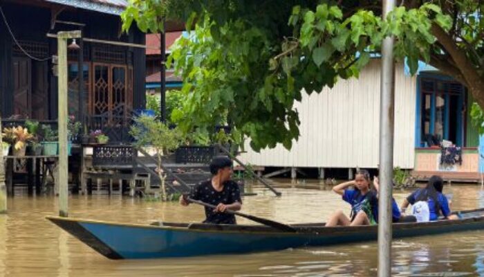 Kutim Darurat Banjir: Lung Melah Terendam, Listrik Padam Tiga Hari