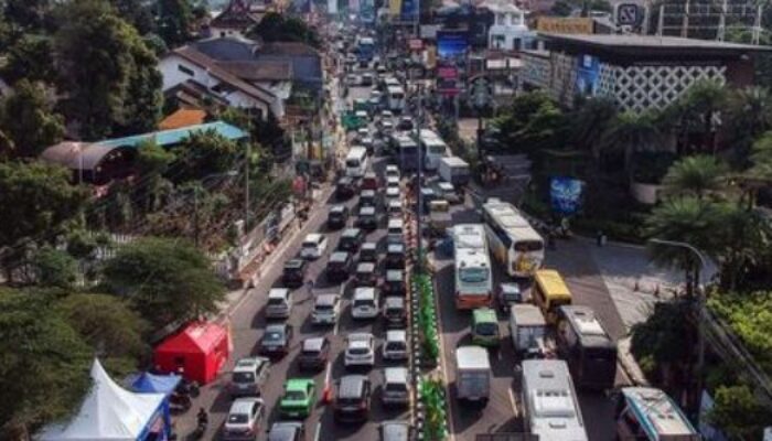 Liburan Akhir Tahun Tetap Nyaman, Ini Strategi Aman Hadapi Cuaca Ekstrem