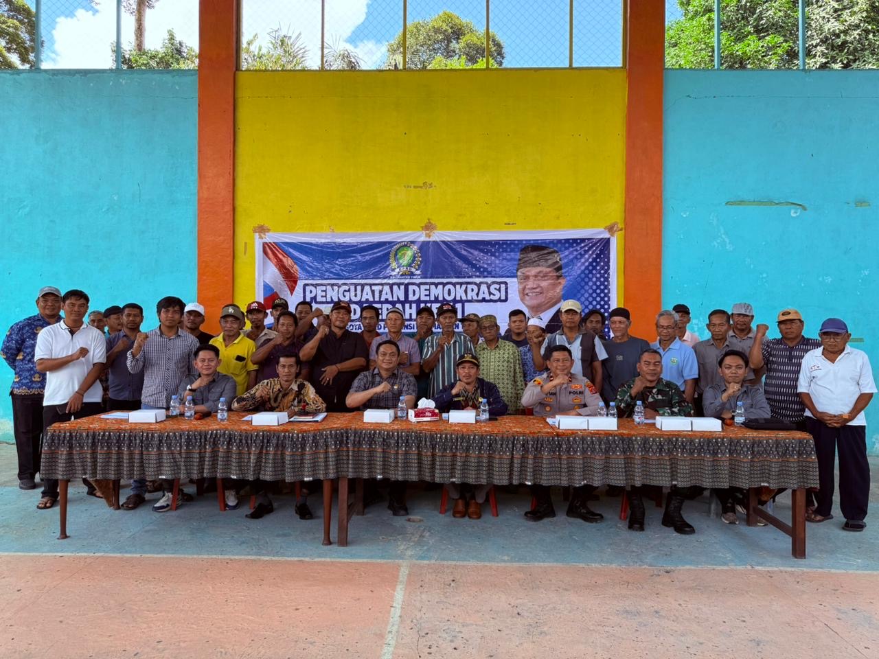 Warga Kampung Kutai Long Iram Diajak Aktif Awasi Penyelenggaraan Pemerintahan