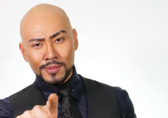 Deddy Corbuzier Kecewa dengan Kisah Kakek Penjual Es Gabus yang Viral