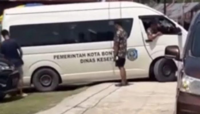 Dinkes Bontang Disorot, Mobil Dinas Muncul di Wisata Labuan Cermin saat Lebaran