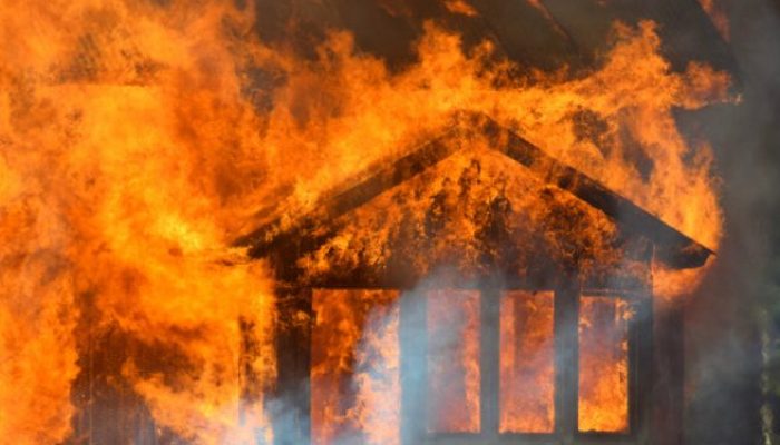 Tragedi Kebakaran di Jalur Bontang–Sangatta, Kerugian Capai Rp50 Juta