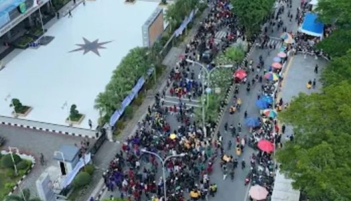 Aksi Mahasiswa Samarinda Kondusif, Absennya Gubernur Picu Sorotan Publik