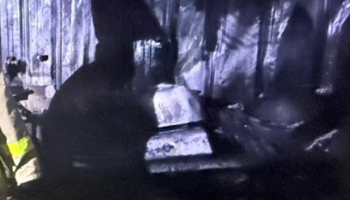 Kebakaran Dini Hari di Samarinda, Kios Makanan Ludes Terbakar