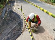 BBPJN Kaltim Lakukan Pengamanan Lereng Longsor di Ruas Muara Wahau–Kelay