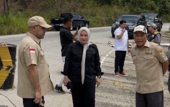 DPRD Kaltim Tinjau Dua Titik Longsor di Jalan Sanga-Sanga Menuju Dondang, Penanganan Ditarget Mulai Tahun Ini