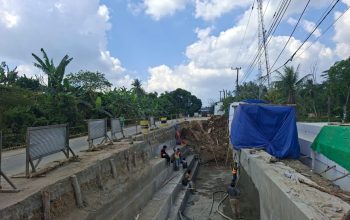 BBPJN Kaltim Lanjutkan Penanganan Longsoran Ruas Santan–Bontang, Prioritaskan Keselamatan Pengguna Jalan