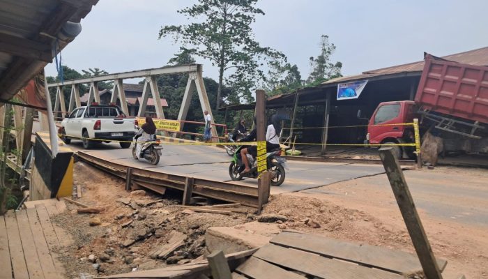 Pengendara Diimbau Membatasi Beban Kendaraan dan Muatan Saat Melintas Jembatan Muara Lembak