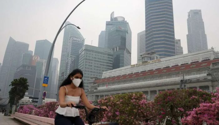 Singapura Siapkan Sanksi Finansial bagi Perusahaan Terkait Karhutla