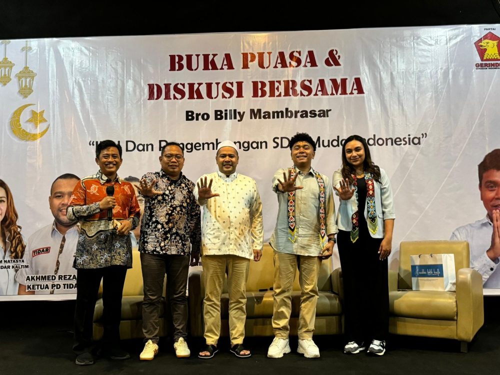 Bukber Seru Bareng TIDAR Kaltim: Billy Mambrasar Ajak Pemuda-Pemudi Kaltim Bangkit! Bukber Seru Bareng TIDAR Kaltim: Billy Mambrasar Ajak Pemuda-Pemudi Kaltim Bangkit!