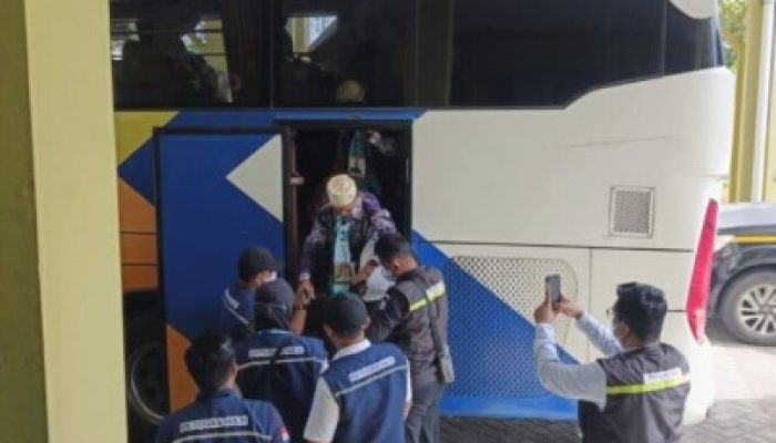 Debarkasi Balikpapan: Jadwal Pemulangan Haji Tersisa 6 Kloter Lagi