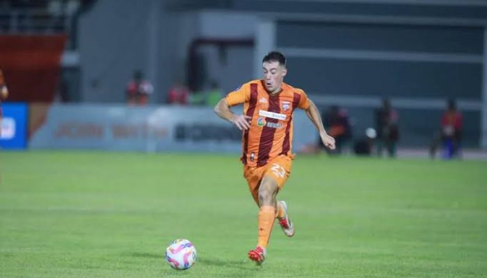Mariano Peralta Resmi Bertahan di Borneo FC Musim 2025/26
