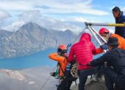 Evakuasi Pendaki di Rinjani Terkendala Medan Ekstrem, Jalur Gunung Rinjani Resmi Ditutup