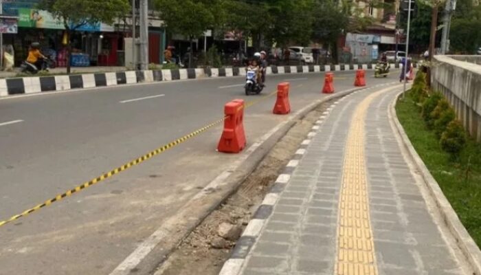 Kemacetan Pasar Segiri Bikin Pusing, Parkir Liar Jadi Biang Kerok!