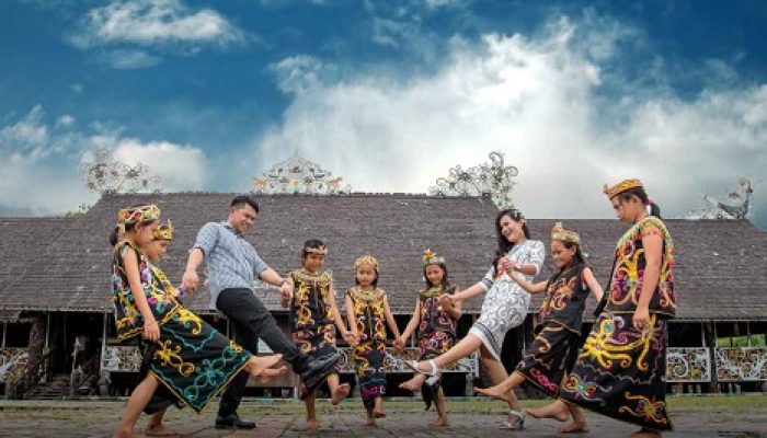 Yuk Explore Desa Budaya Pampang — Wisata & Budaya Dayak Kenyah!