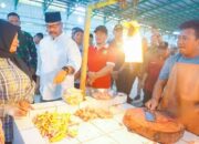 Bupati Kukar Cek Harga Bahan Pokok, Stok Aman Jelang Nataru
