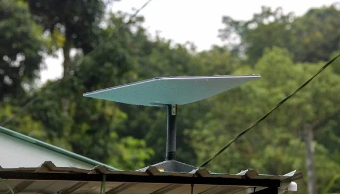 Kukar Pasang Internet Gratis Starlink di Desa Terpencil